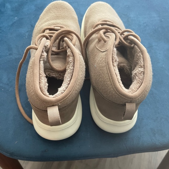 FLX Envision Wool Blend Women's High-Top Shoes
9.5, Cocoa
9.5, Mauve - Picture 7 of 7